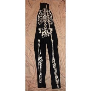 Skeleton costume